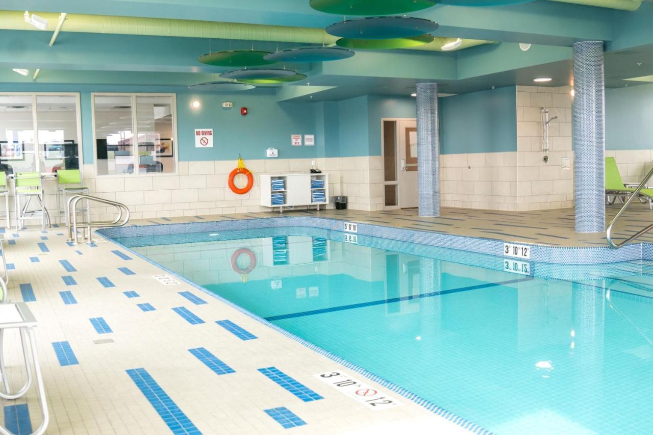Holiday Inn Express & Suites - Brandon By Ihg Kültér fotó