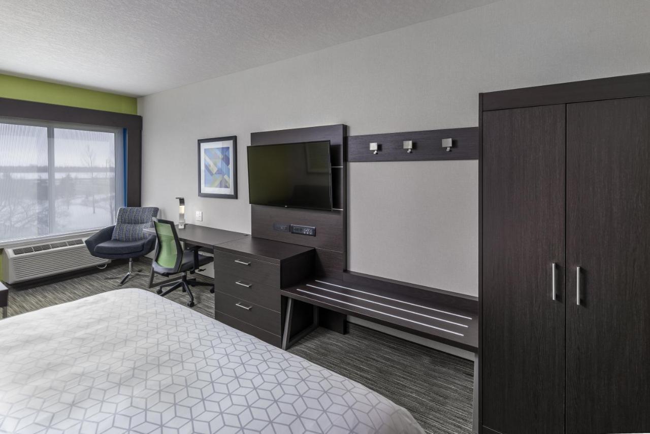 Holiday Inn Express & Suites - Brandon By Ihg Kültér fotó