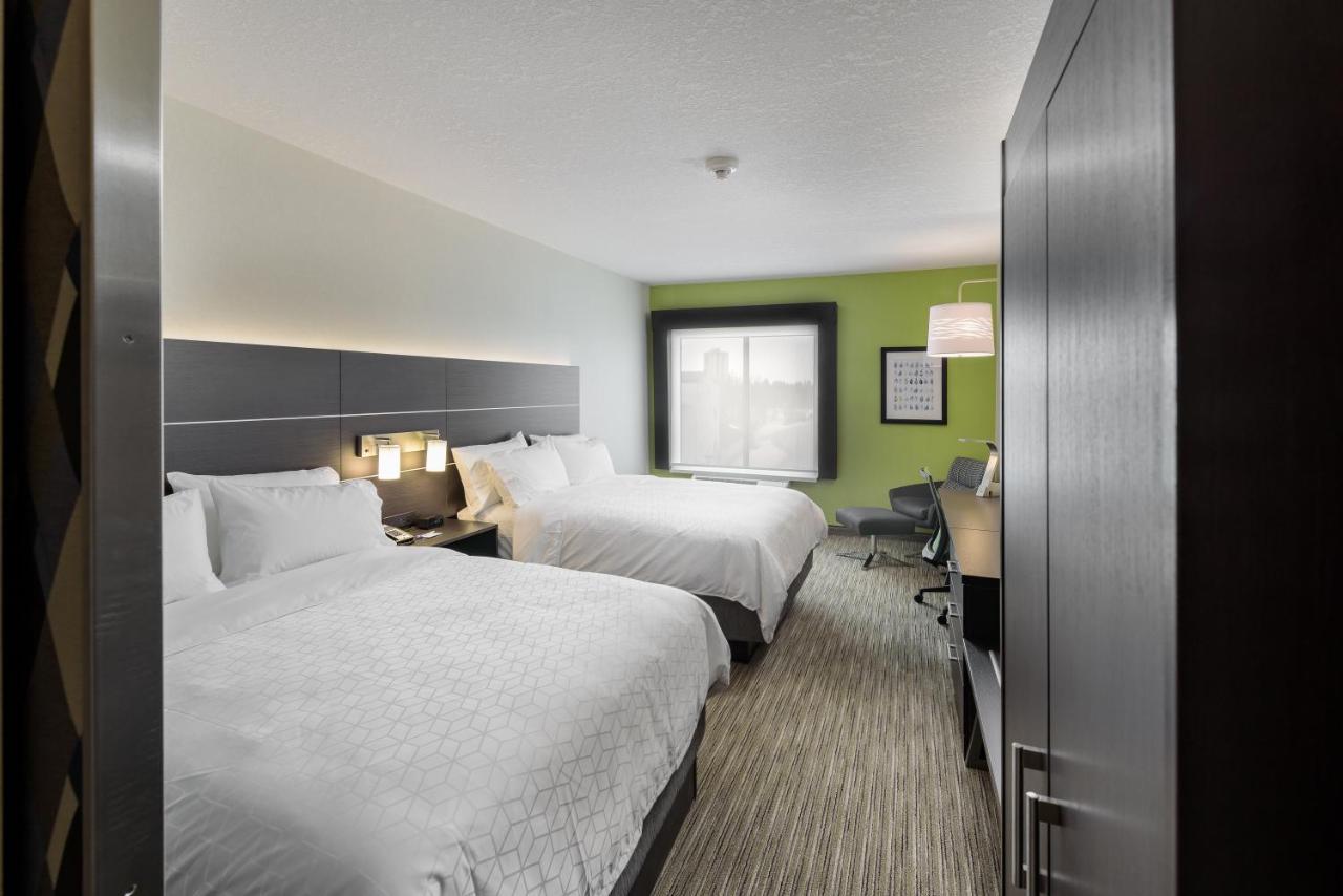Holiday Inn Express & Suites - Brandon By Ihg Kültér fotó