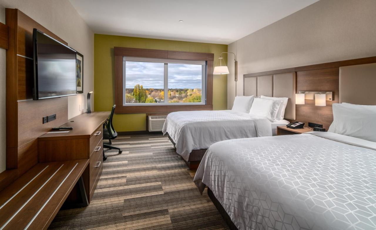 Holiday Inn Express & Suites - Brandon By Ihg Kültér fotó
