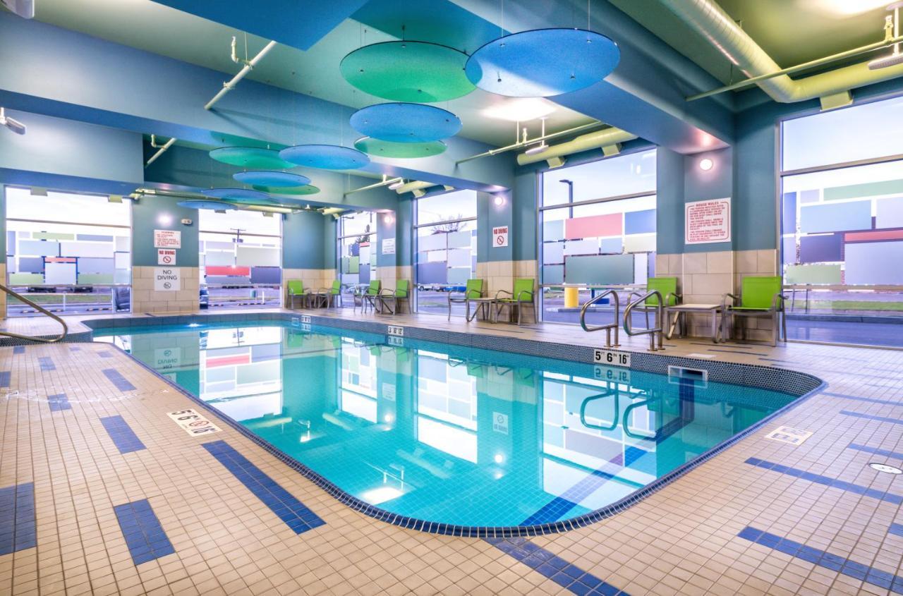 Holiday Inn Express & Suites - Brandon By Ihg Kültér fotó
