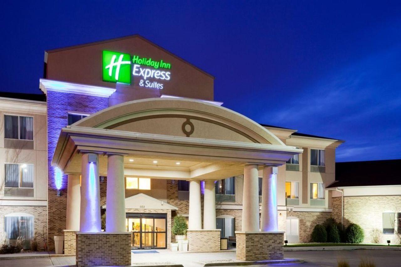 Holiday Inn Express & Suites - Brandon By Ihg Kültér fotó